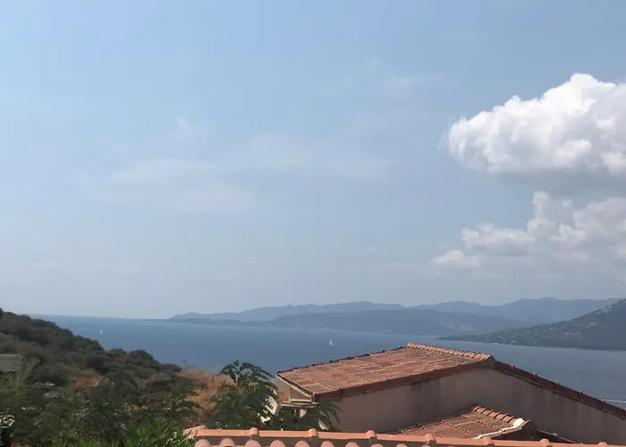 Casa Lova 度假居 *